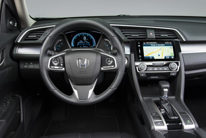 2016_Civic_Sedan_003.jpg