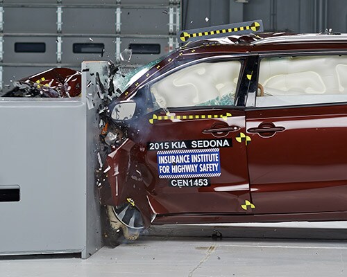 Kia-Sedona.jpg