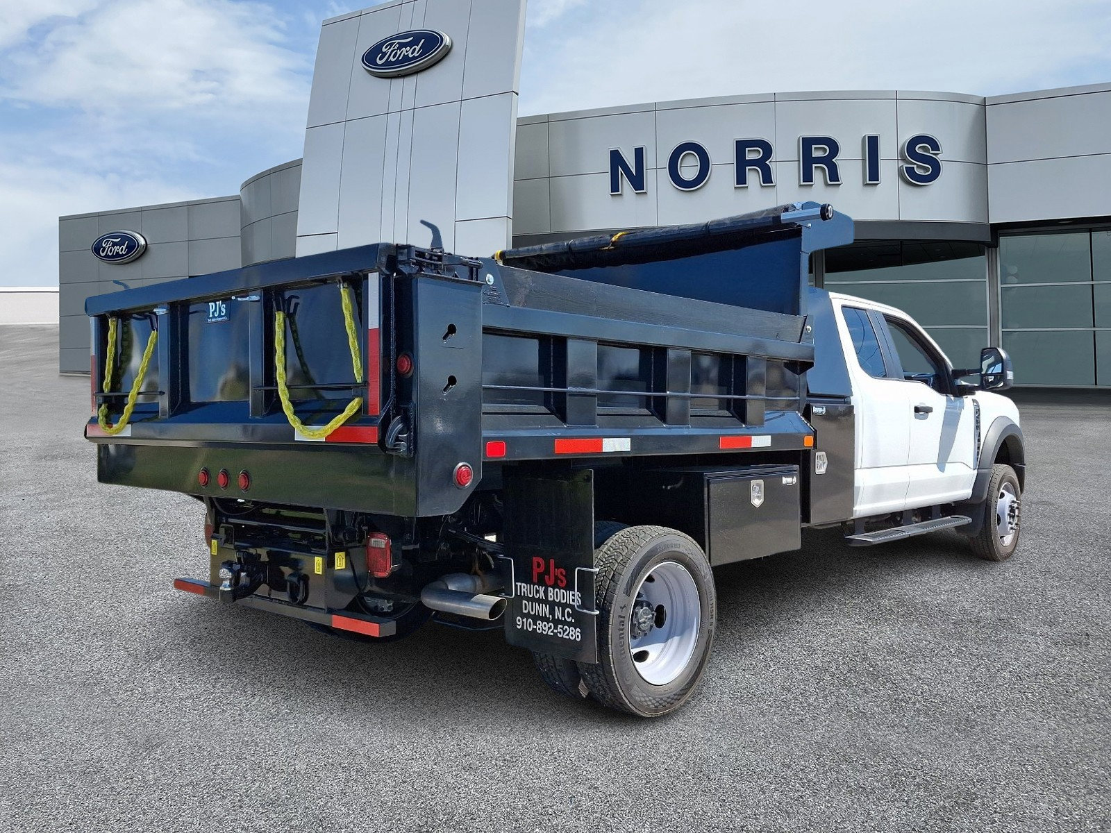 2024 Ford F-450 XL photo 4