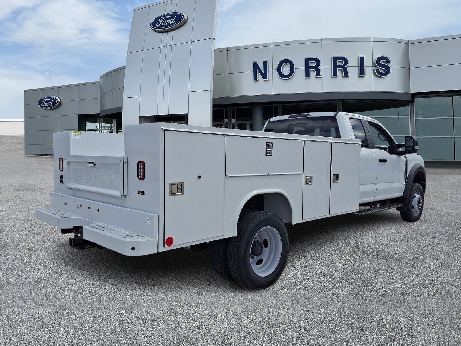 2024 Ford F-450 XL photo 3