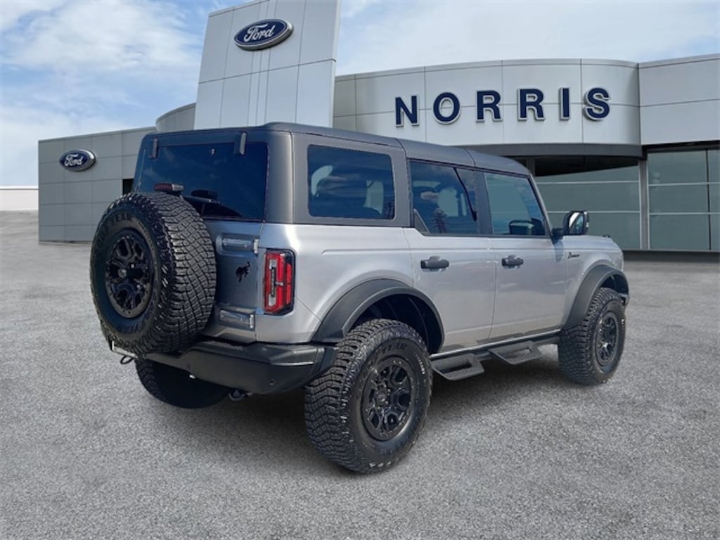 Used 2023 Ford Bronco Badlands SUV