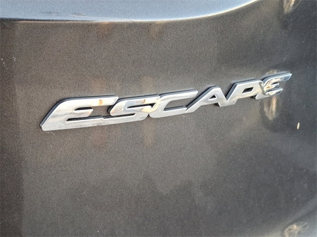 Used 2016 Ford Escape SE SUV