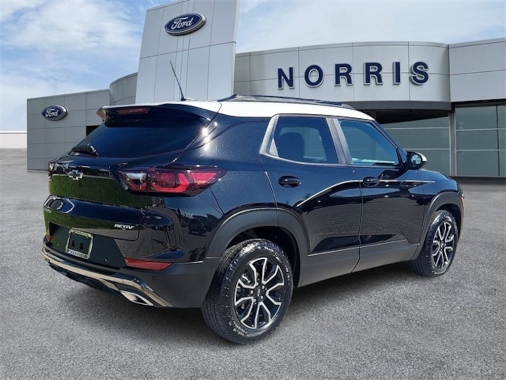 Used 2024 Chevrolet Trailblazer Activ SUV