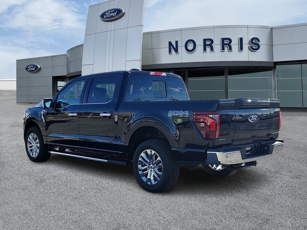 New 2025 Ford F-150 LARIAT Truck SuperCrew Cab