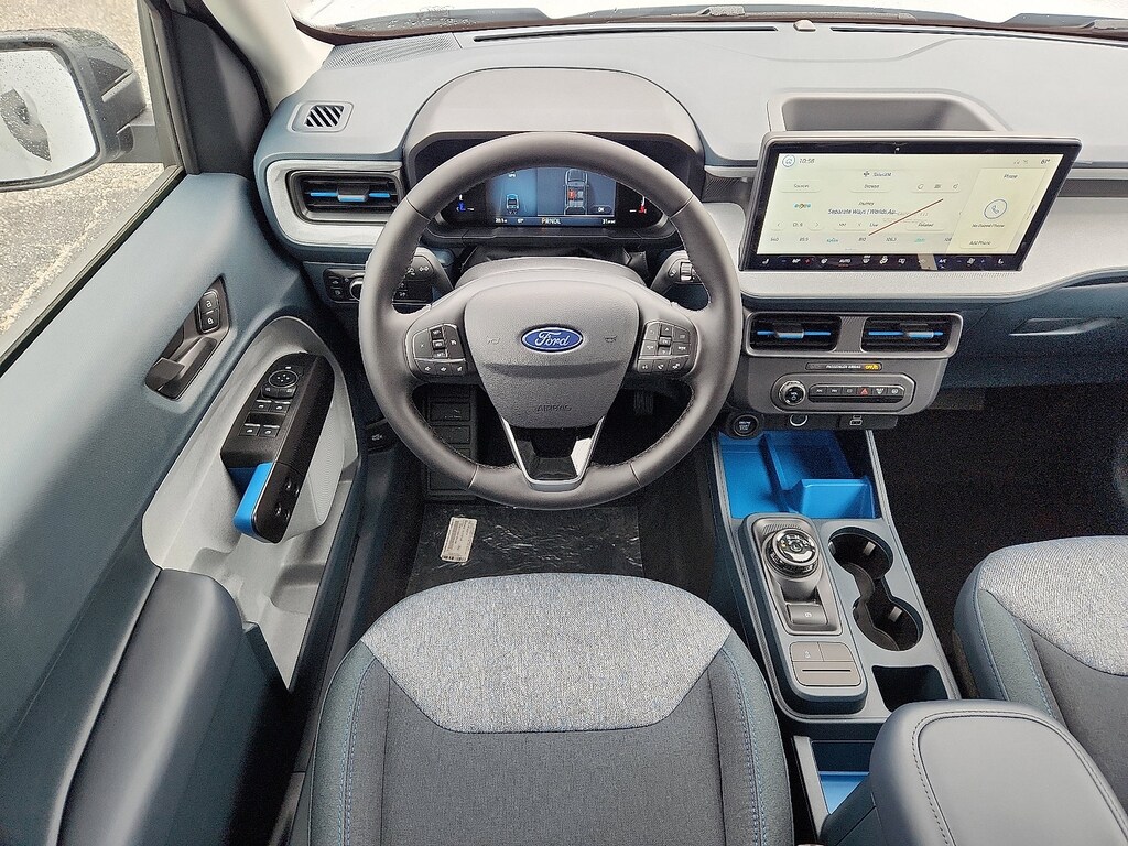 2025 Ford Maverick XLT photo 4