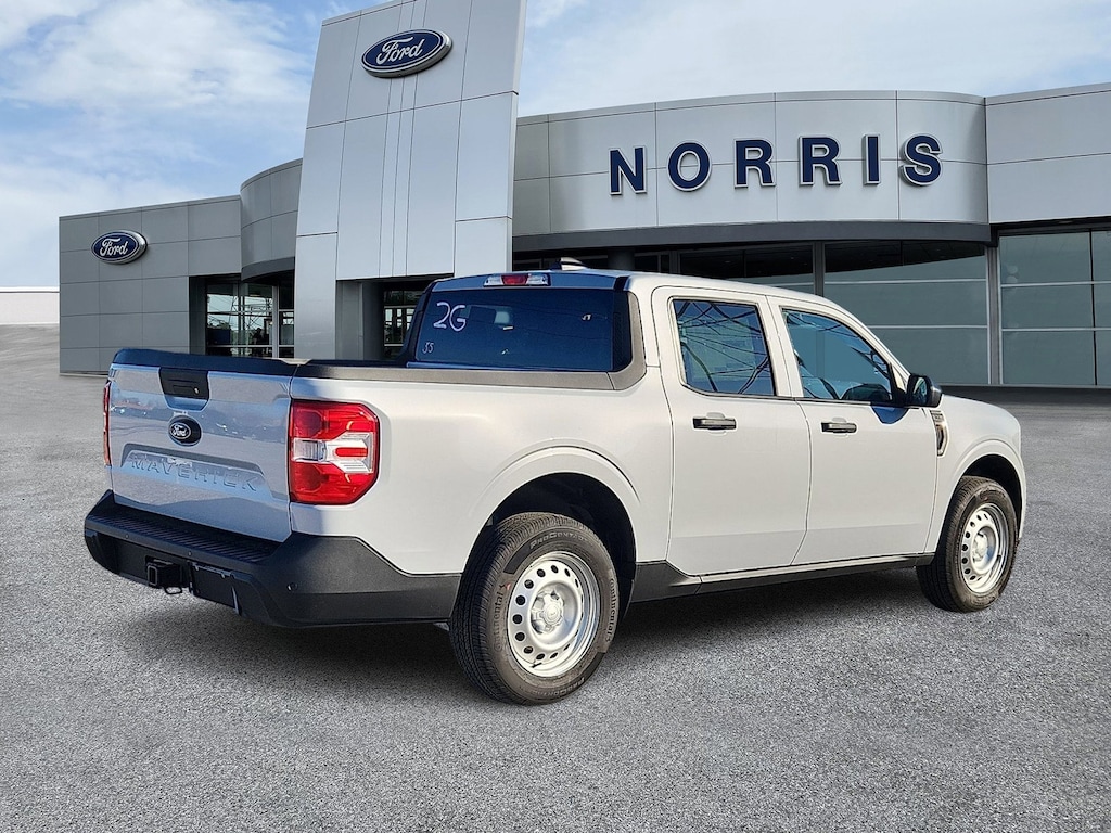 New 2025 Ford Maverick XL Truck SuperCrew