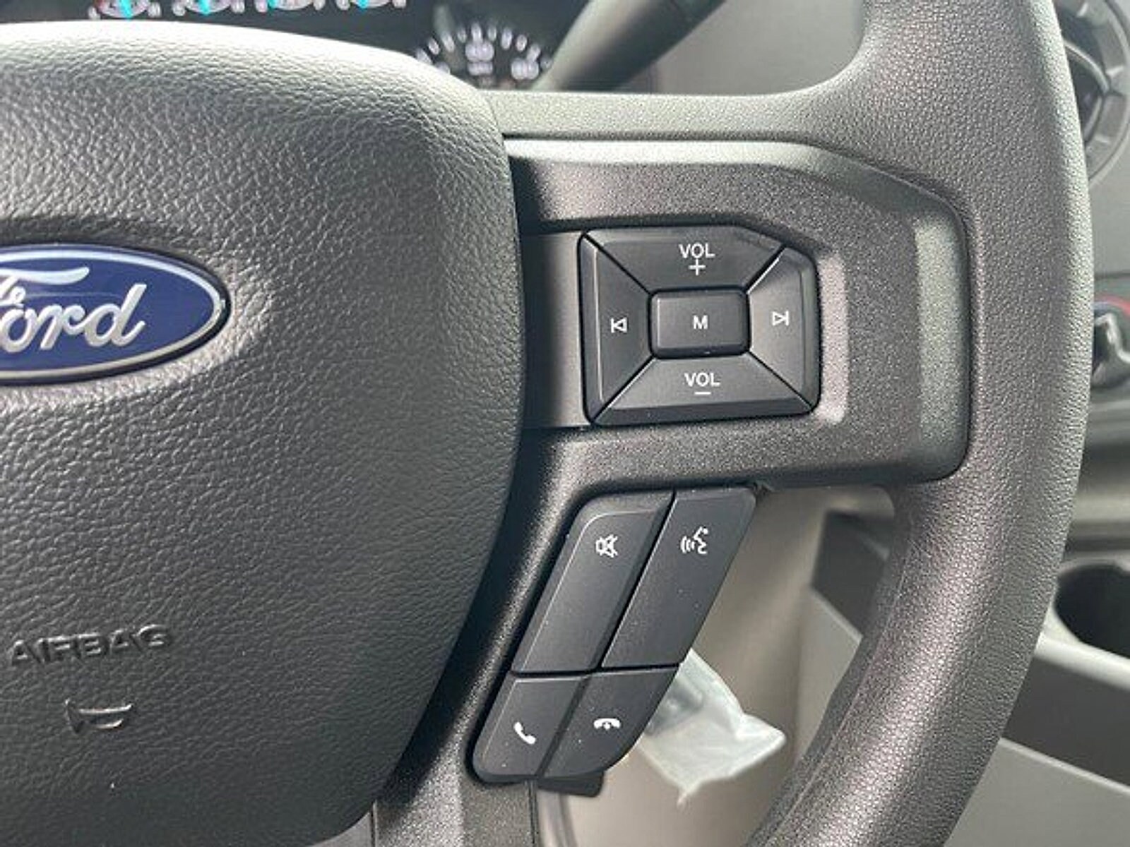 2024 Ford E-Series Cutaway Base - Photo 14
