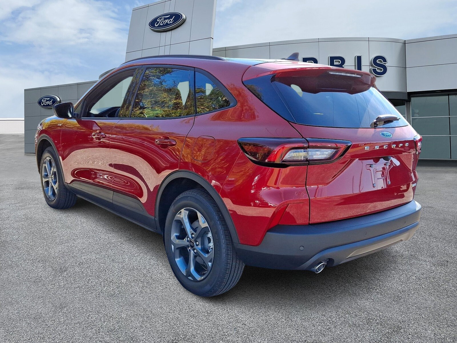 2025 Ford Escape ST-Line photo 3