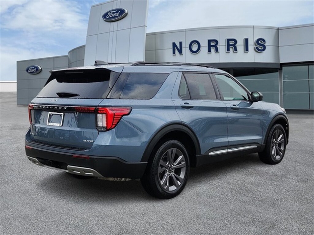 Used 2025 Ford Explorer Active SUV