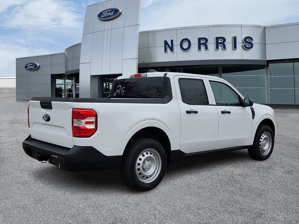 New 2025 Ford Maverick XL Truck SuperCrew