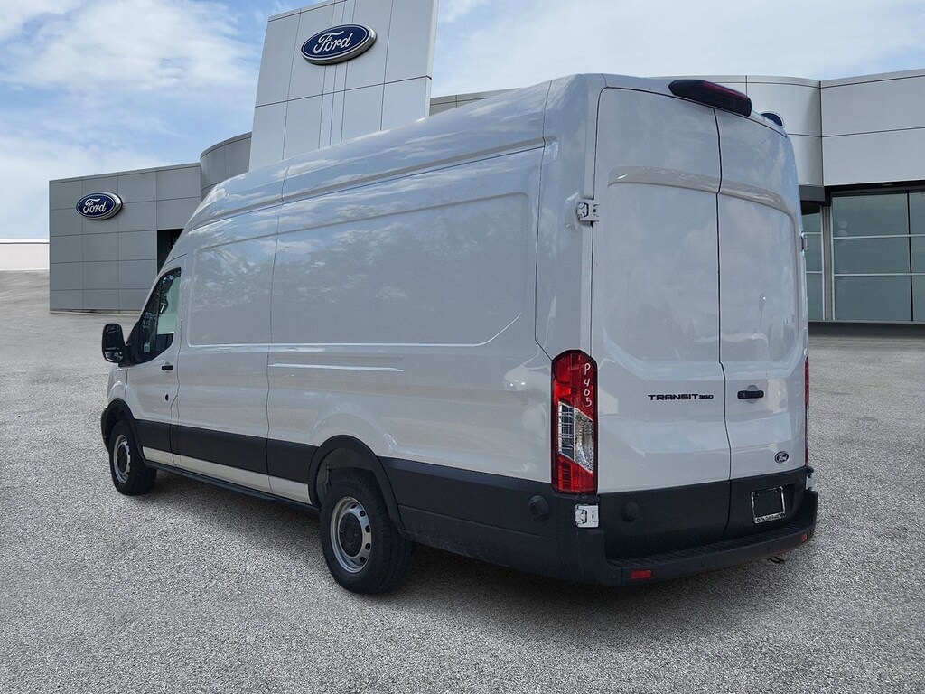 New 2026 Ford Transit Cargo Van  Van Cargo Extended