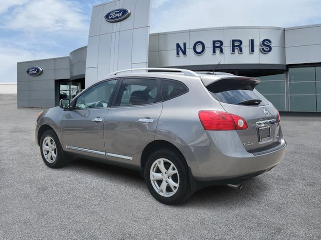 Used 2011 Nissan Rogue SV SUV