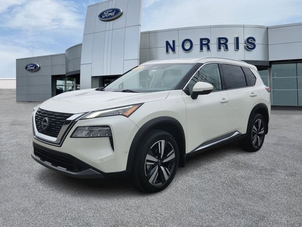 Used 2023 Nissan