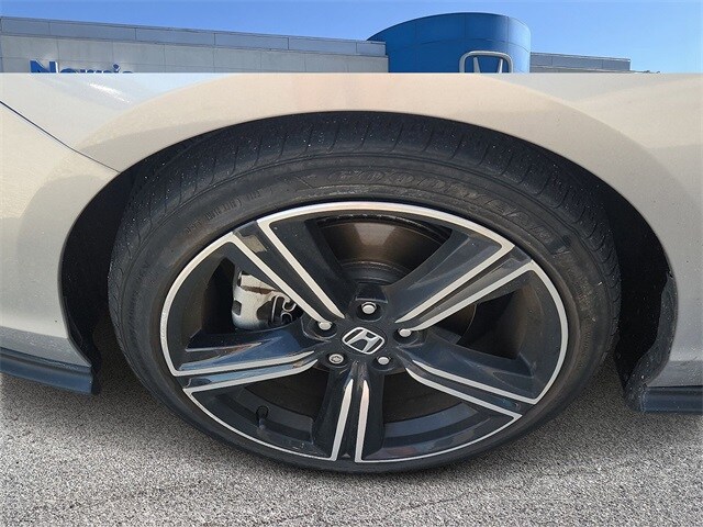 2023 Honda Accord Hybrid Sport photo 3