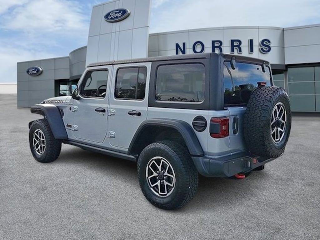 Used 2024 Jeep Wrangler Rubicon SUV