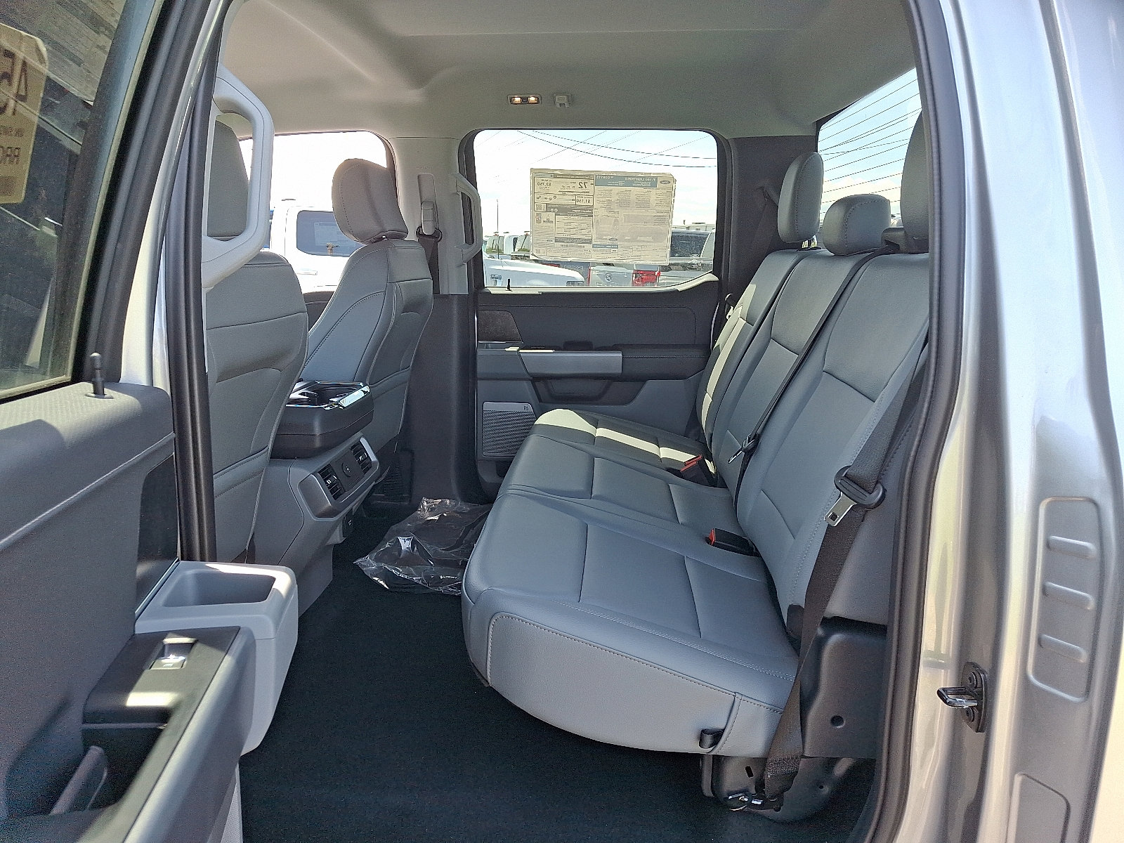 2025 Ford F-150 Lightning Flash - Photo 6