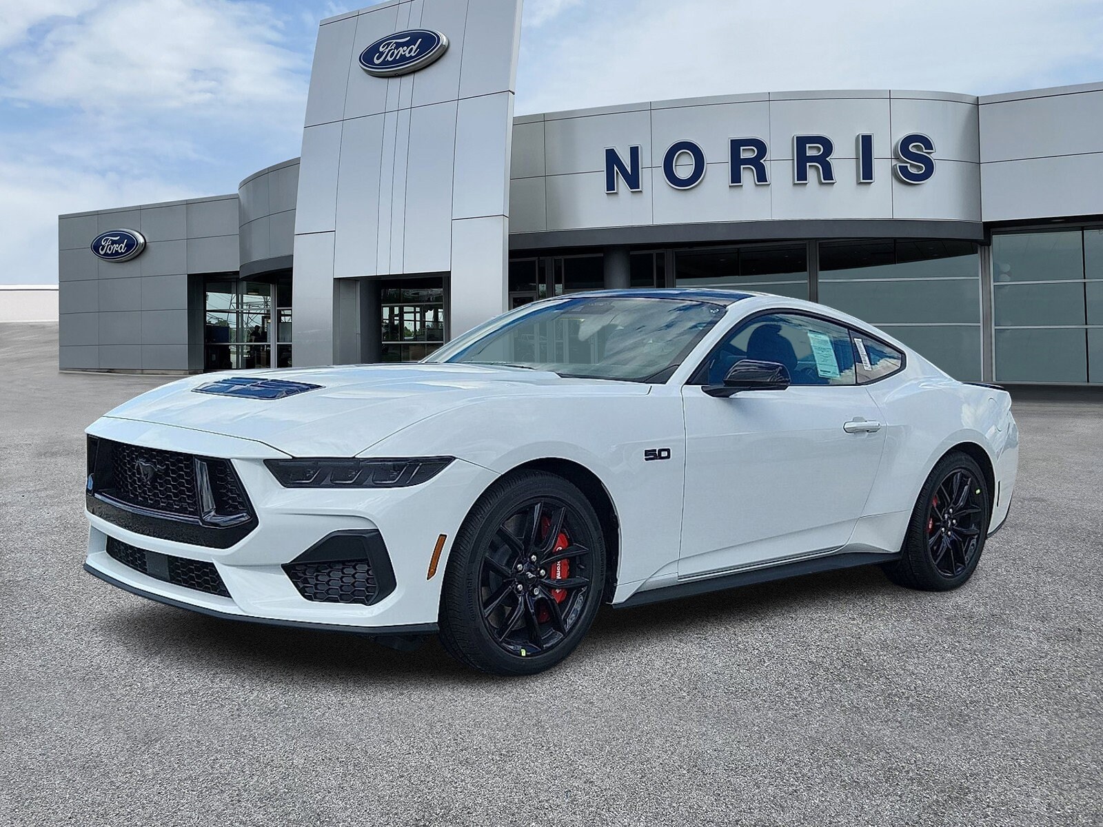 2025 Ford Mustang GT Premium photo 2