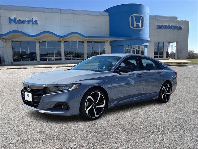 2022 Honda Accord Sport 2.0T photo 2