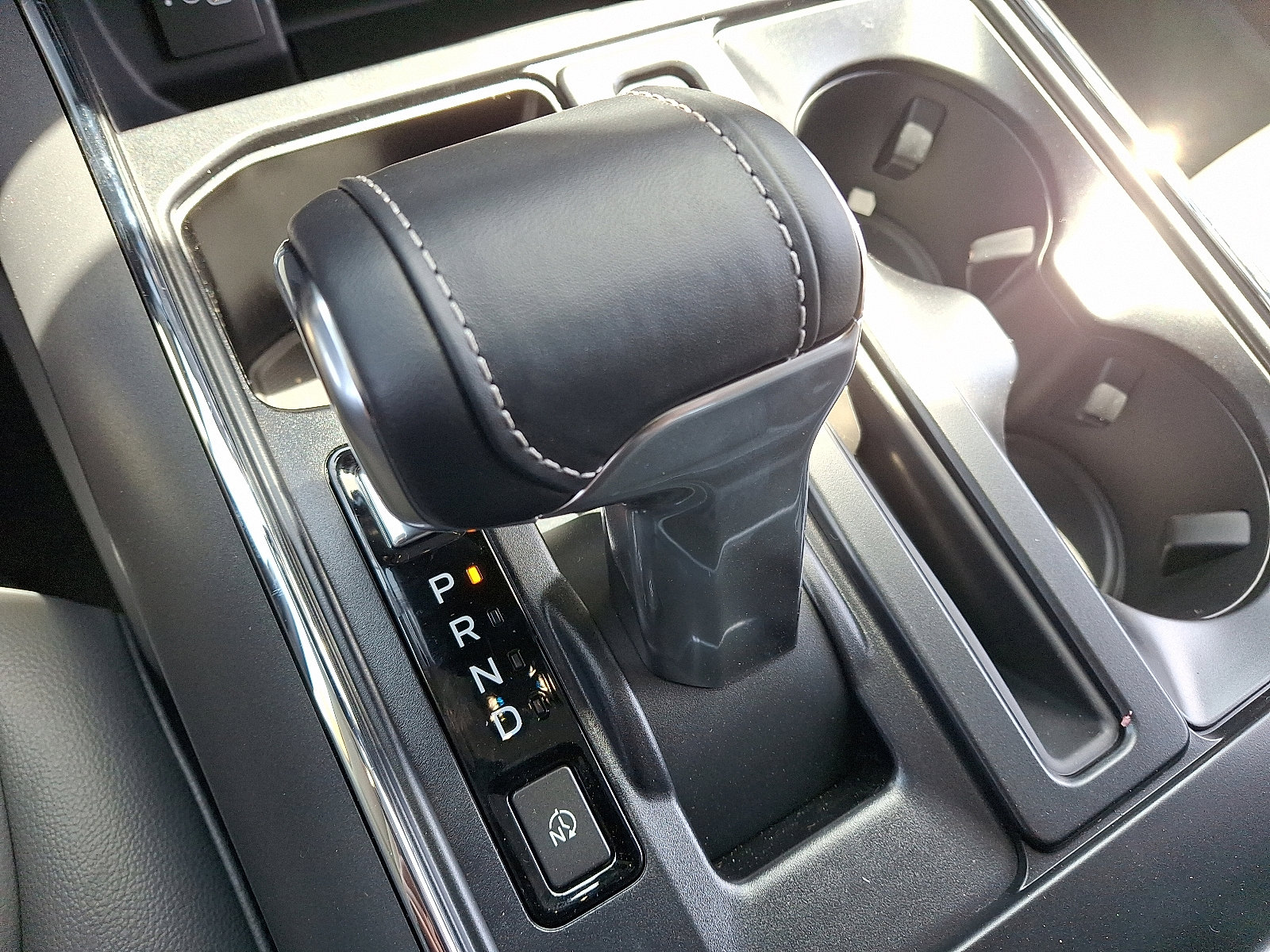 2025 Ford F-150 Lightning Flash - Photo 10