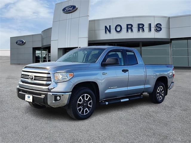 2017 Toyota Tundra TRD Pro photo 2