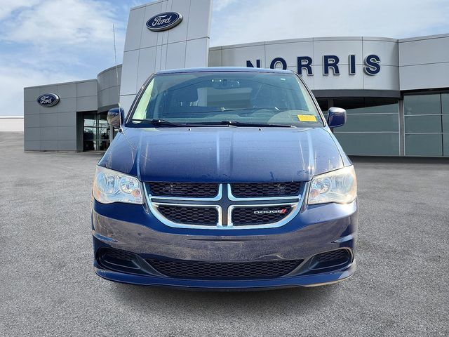 2015 Dodge Grand Caravan SXT photo 2