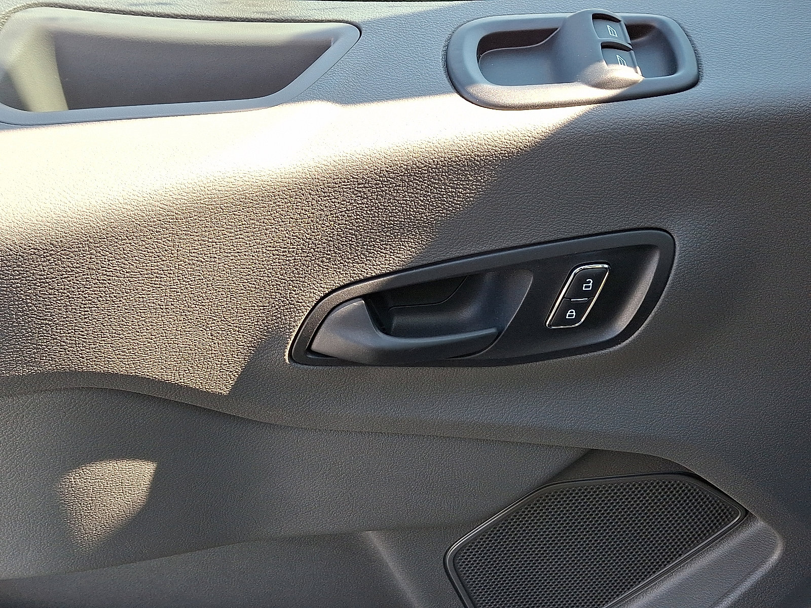 2024 Ford Transit Cutaway Base - Photo 6