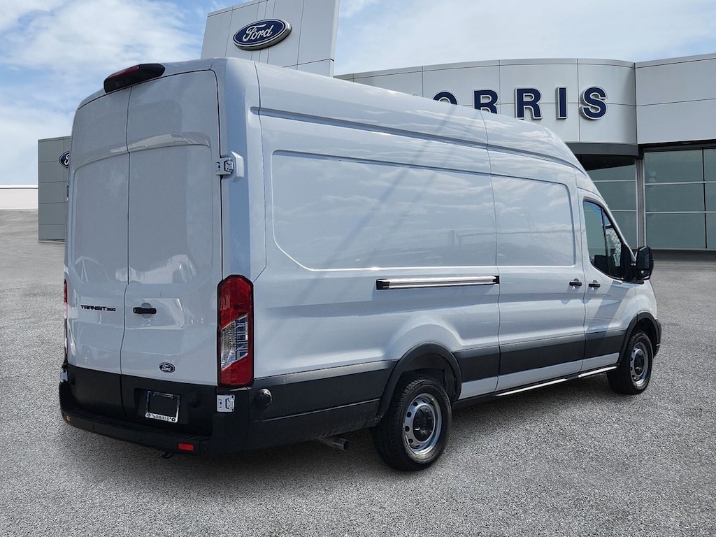 New 2026 Ford Transit Cargo Van  Van Cargo Extended
