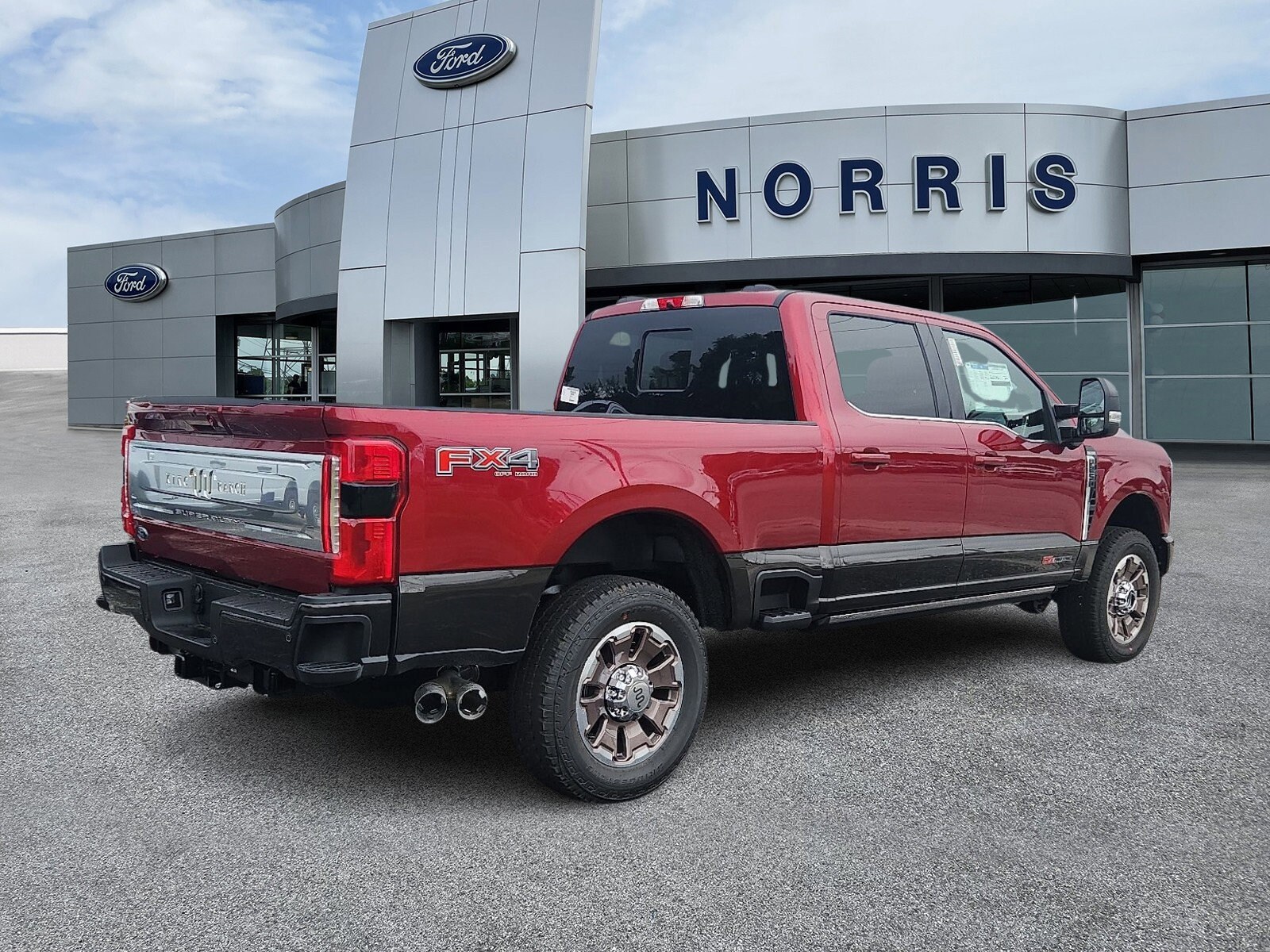 2025 Ford F-250 King Ranch photo 4