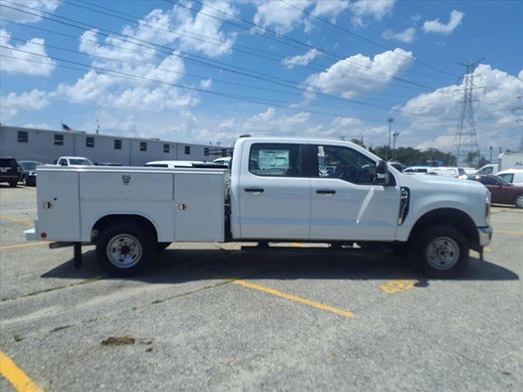 New 2026 Ford Super Duty F-250 SRW Truck Crew Cab