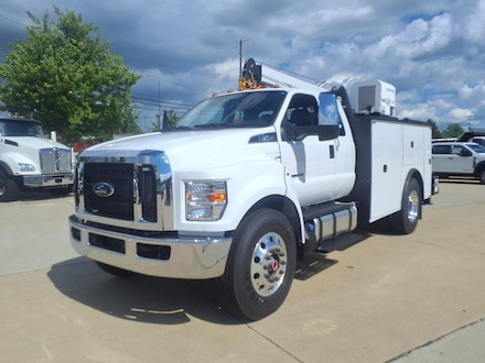 2025 Ford F750 Truck SuperCab