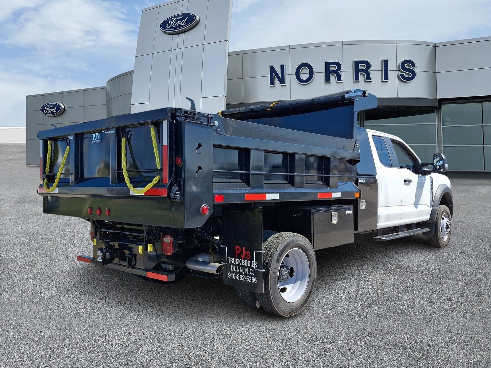 2024 Ford F-450 XL photo 4