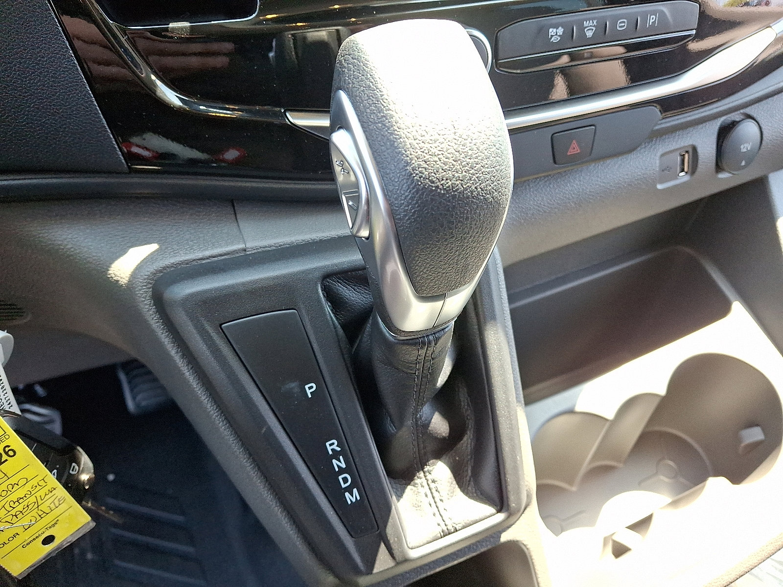 2024 Ford Transit Passenger Van XLT - Photo 8