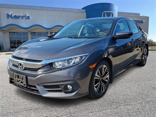 2017 Honda Civic EX-T photo 3