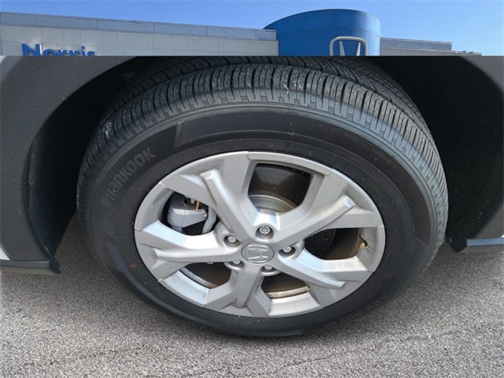 Certified 2025 Honda HR-V LX SUV