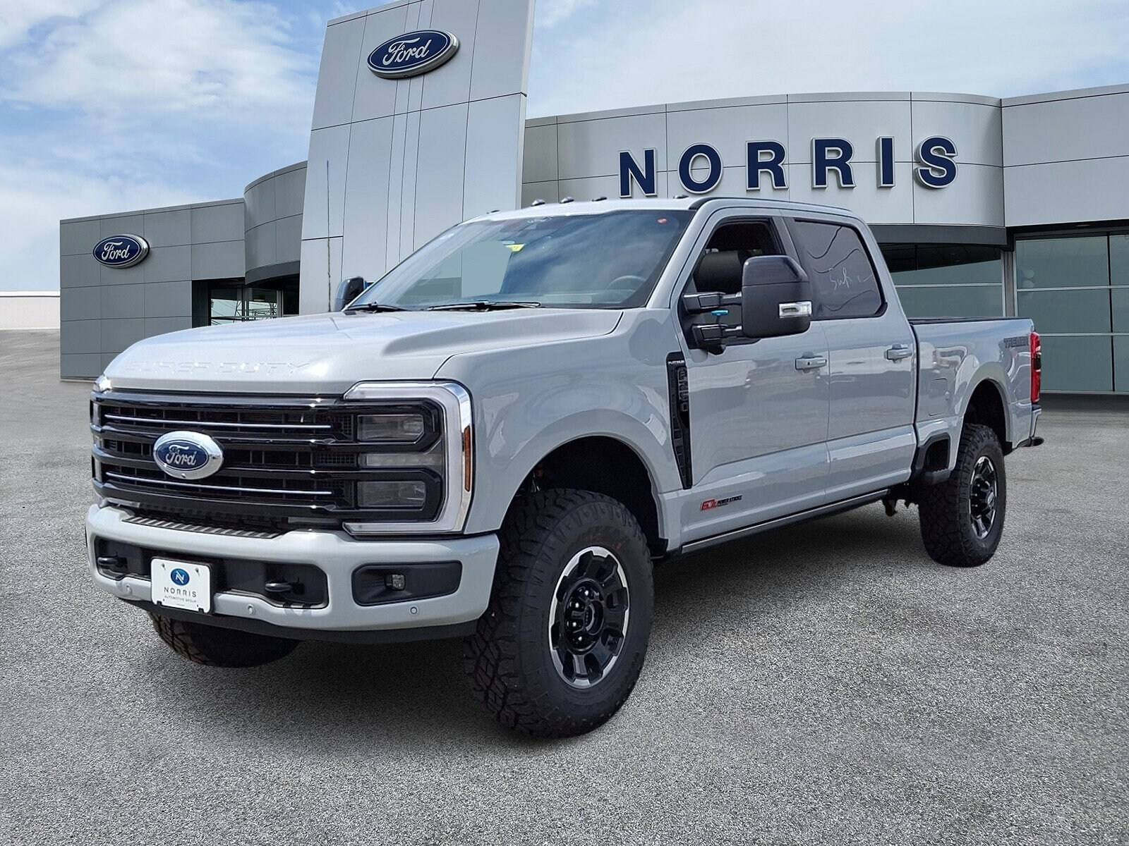 2026 Ford F-250 Platinum photo 2