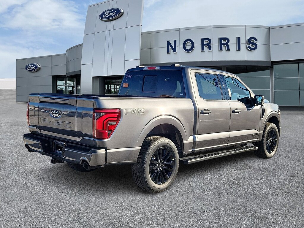 New 2025 Ford F-150 LARIAT Truck SuperCrew Cab