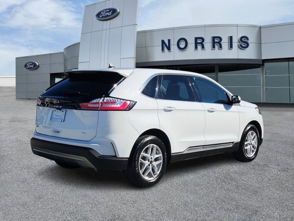 Used 2024 Ford Edge SEL SUV
