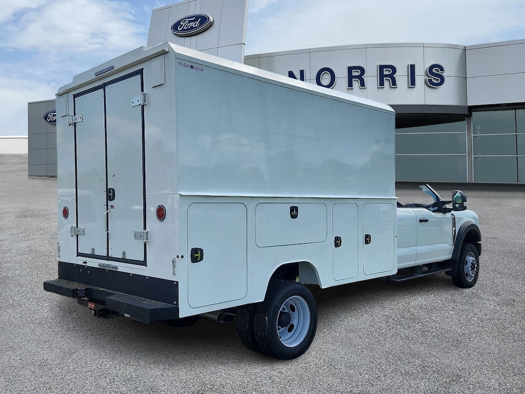 2024 Ford F-450 XL photo 3