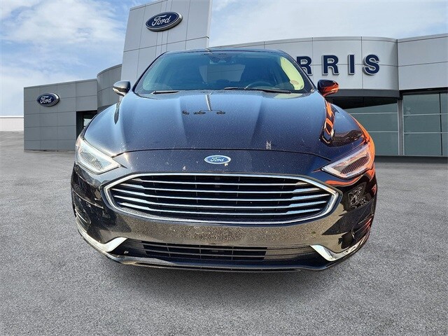 2019 Ford Fusion SEL photo 2