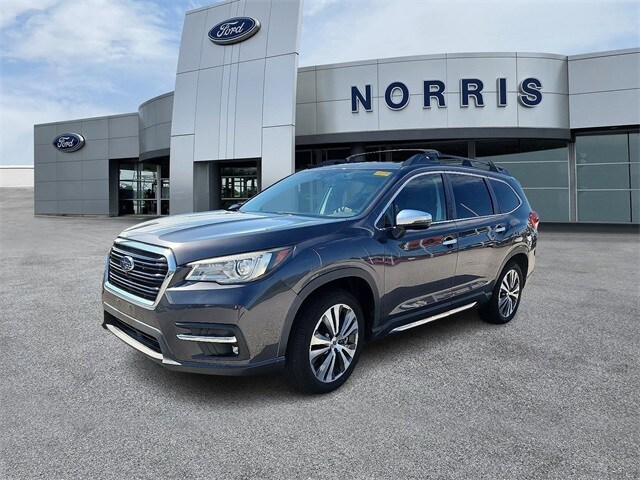 2019 Subaru Ascent Touring photo 2