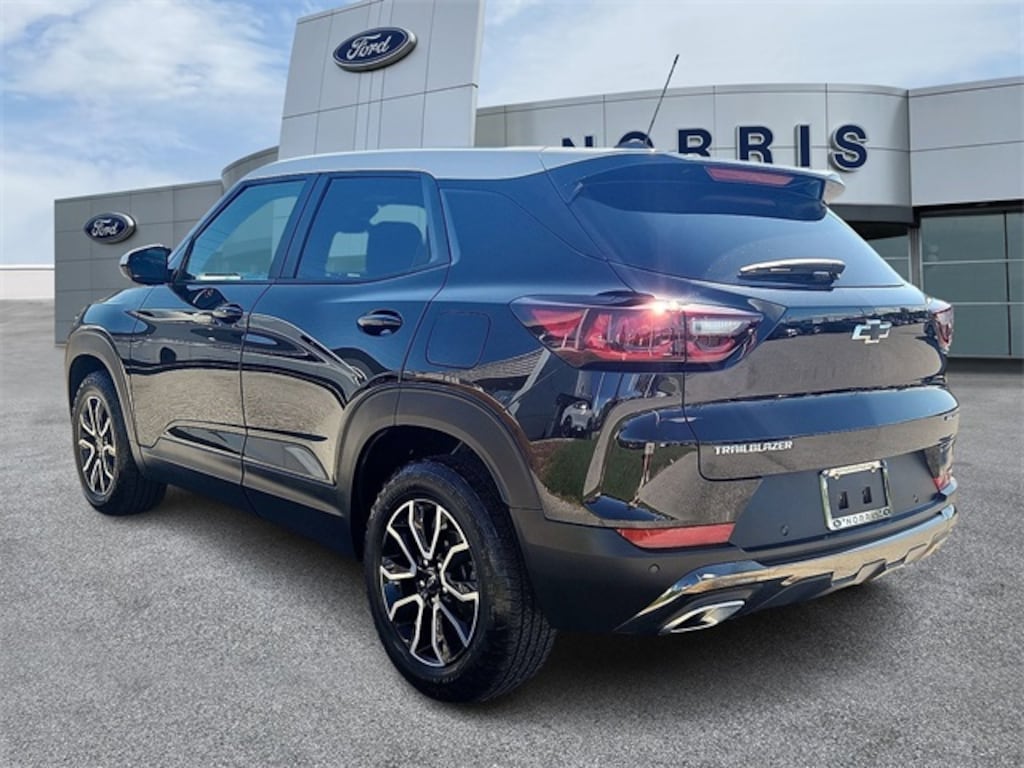 Used 2024 Chevrolet Trailblazer Activ SUV