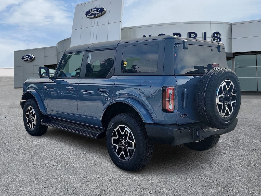 New 2025 Ford Bronco Outer Banks SUV