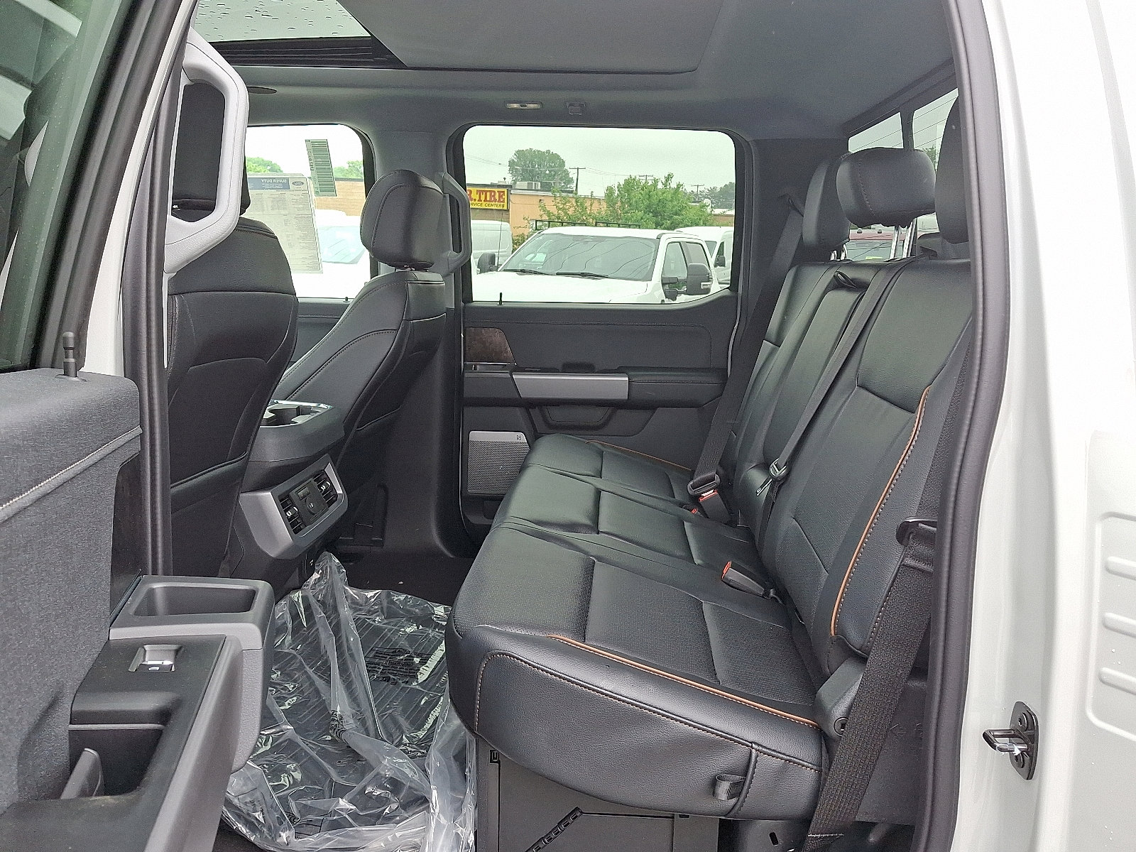 2025 Ford F-250 Super Duty Lariat - Photo 6