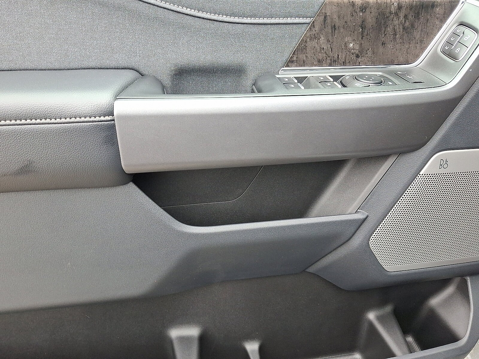 2025 Ford F-250 Super Duty Lariat - Photo 8