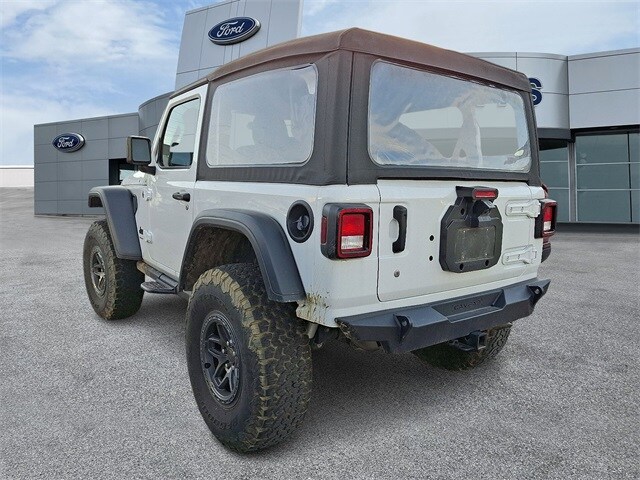 2023 Jeep Wrangler Sport photo 3