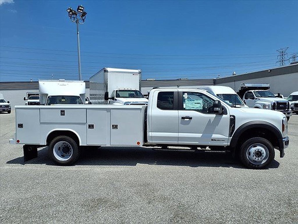 New 2025 Ford Super Duty F-550 DRW XL Truck Super Cab
