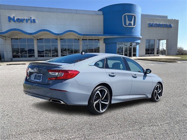 2022 Honda Accord Sport 2.0T photo 4