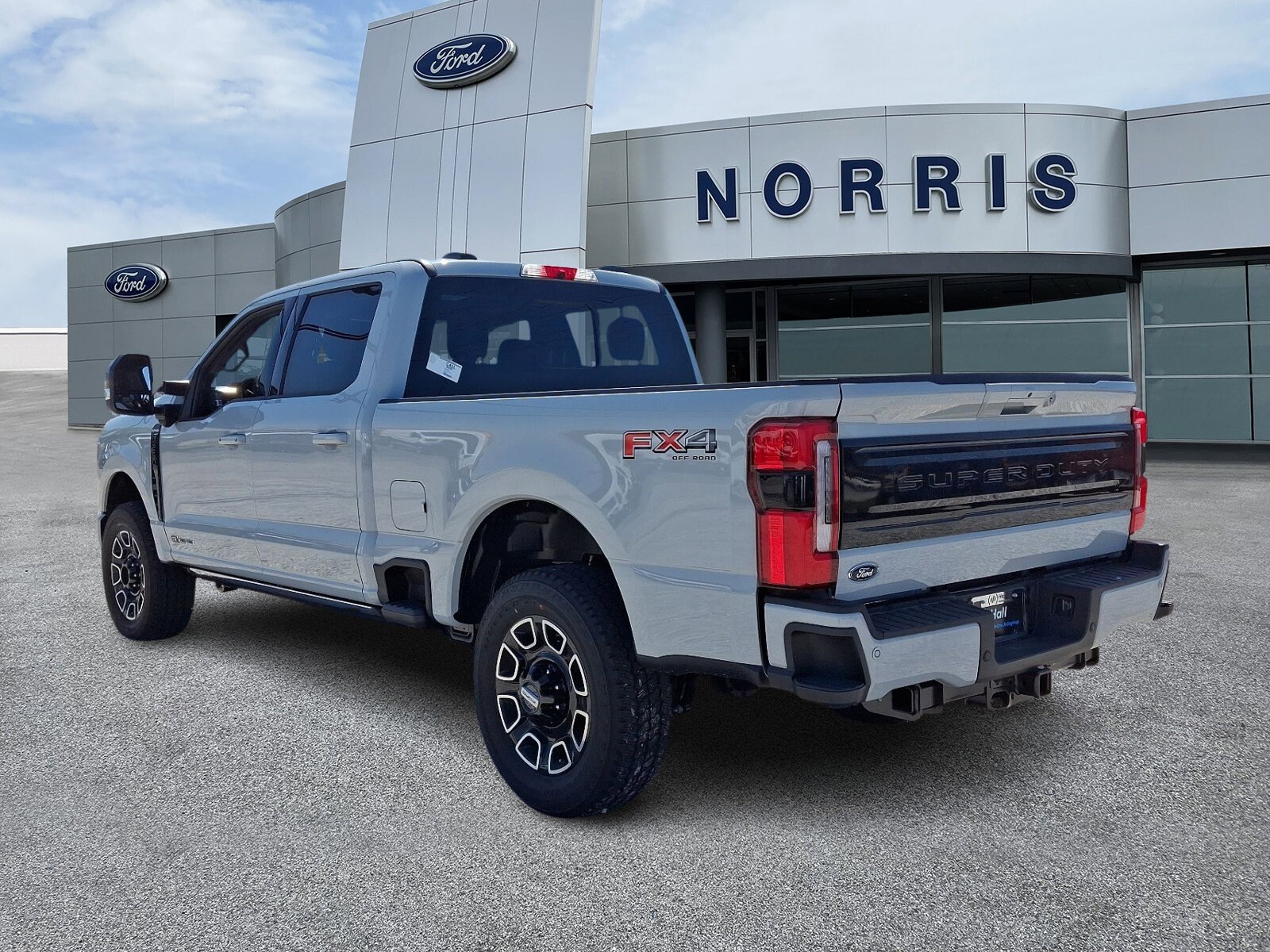 2025 Ford F-250 Platinum photo 3