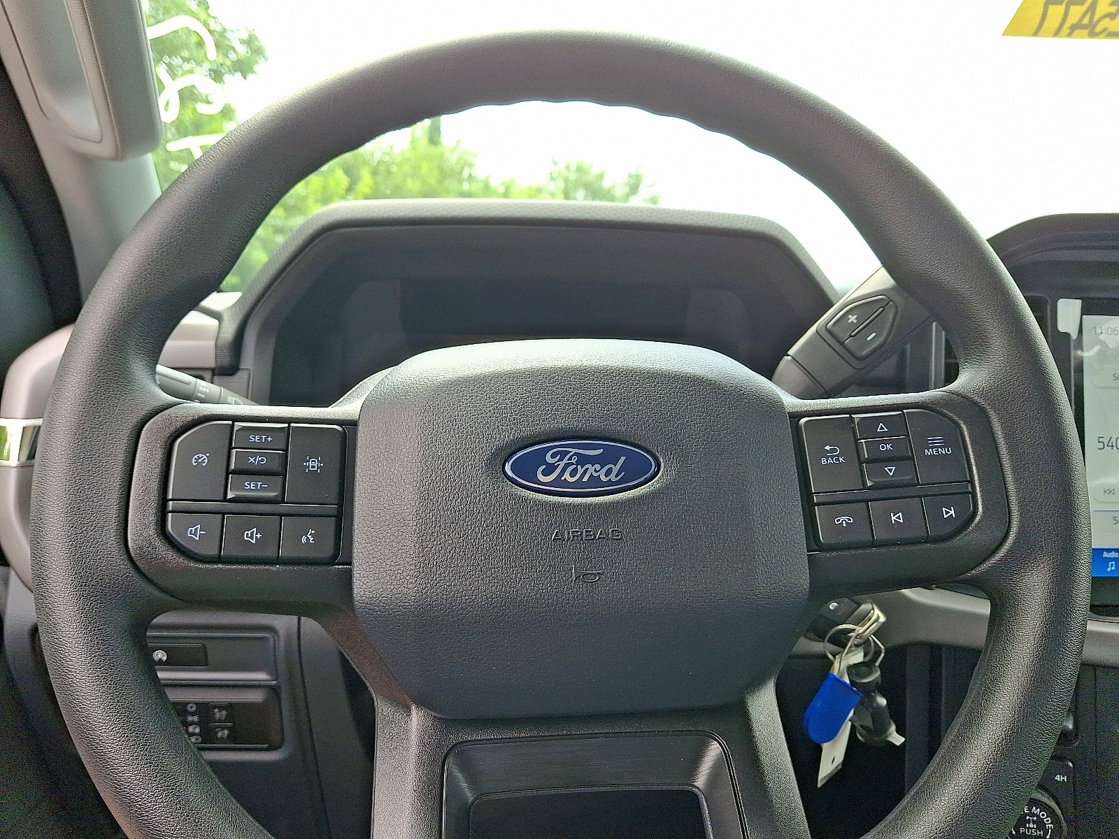 2025 Ford F-150 XL - Photo 11