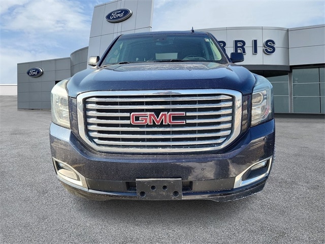 2017 Gmc Yukon XL photo 2